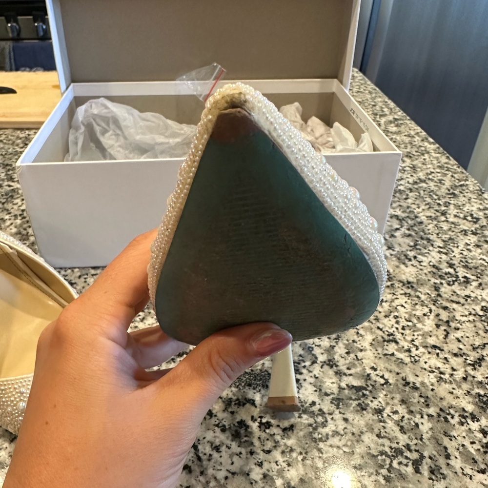 Betsey Johnson Clark Ivory bridal shoes - Picture 5 of 7